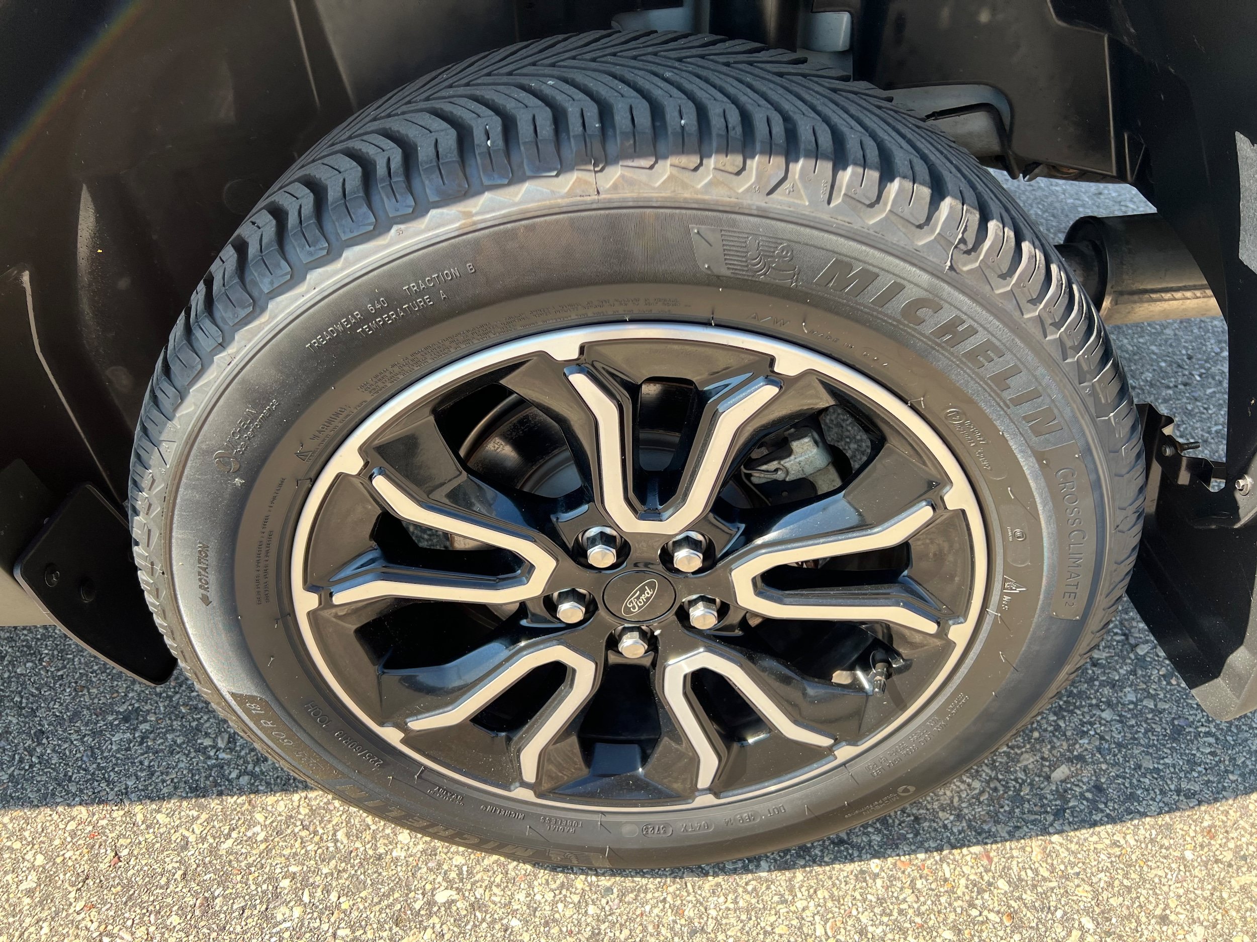 Used 2022 Ford Maverick Lariat w/ Lariat Luxury Package FWD image 9