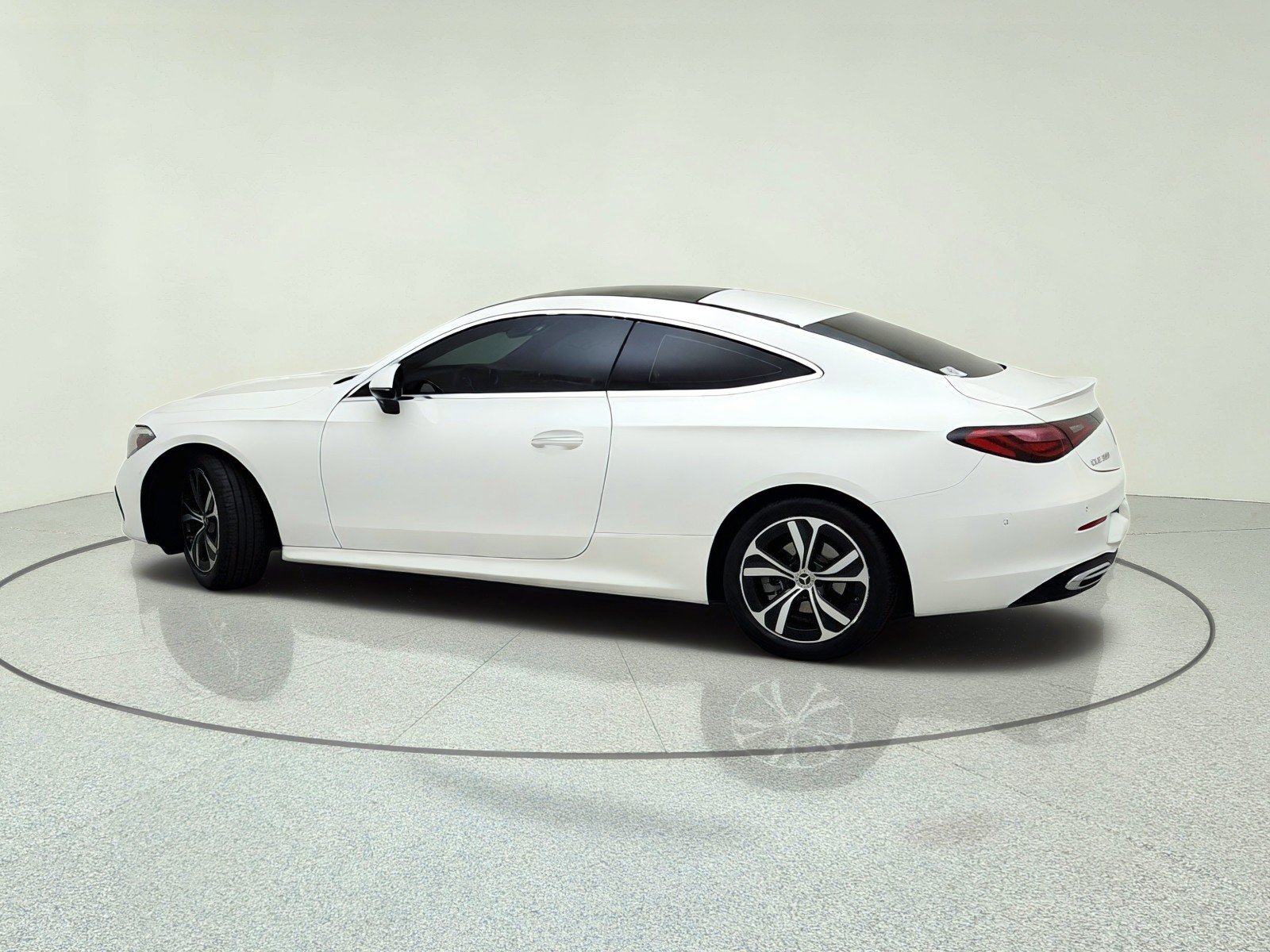 Used 2024 Mercedes-Benz CLE 300 4MATIC Coupe image 9