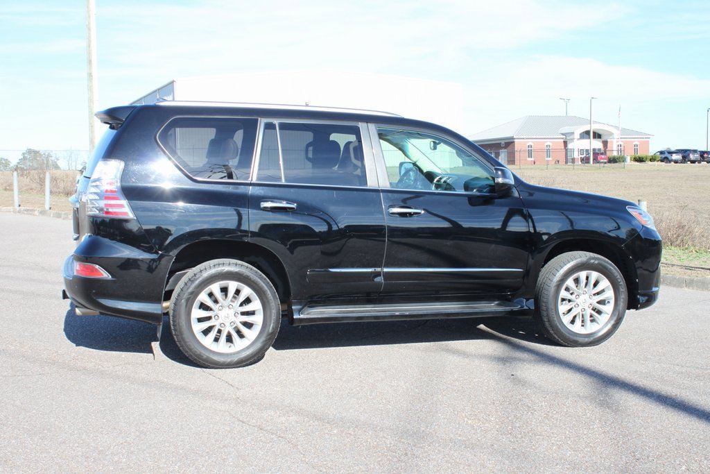 Used 2017 Lexus GX 460 Premium image 19