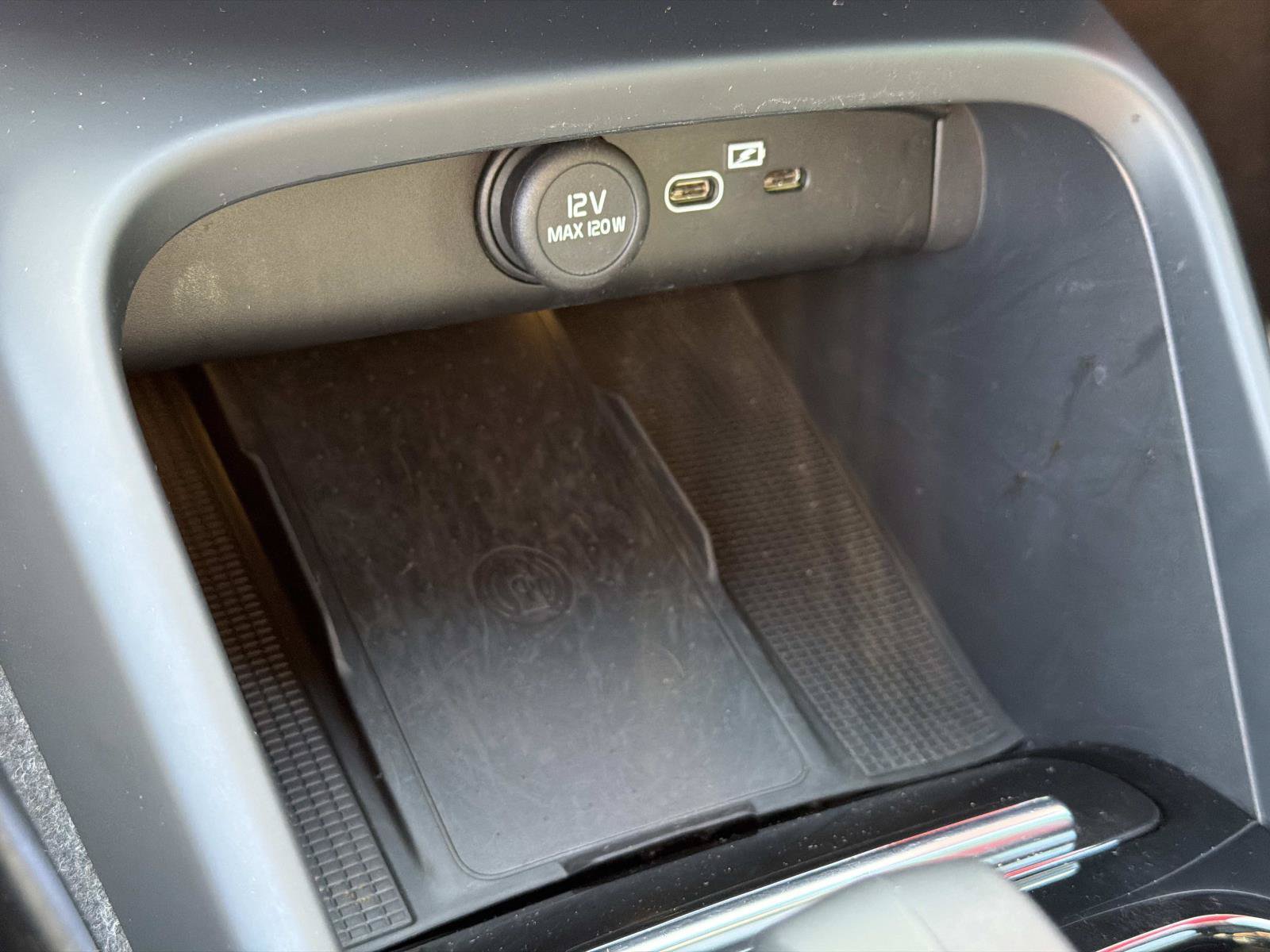 Certified 2023 Volvo C40 P8 Recharge Ultimate AWD/4WD image 15