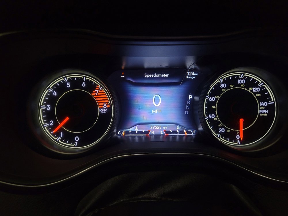 Used 2021 Jeep Cherokee Limited image 23