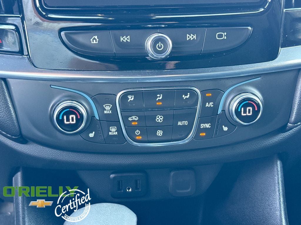 Used 2023 Chevrolet Traverse LT AWD/4WD image 19