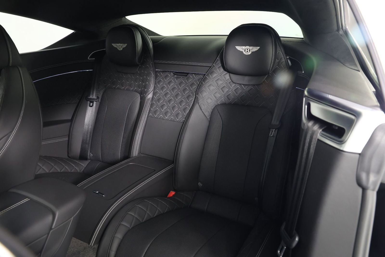Used 2021 Bentley Continental GT image 26