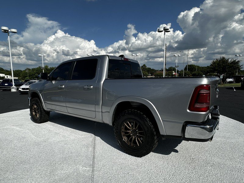 Used 2022 RAM 1500 Laramie AWD/4WD image 5