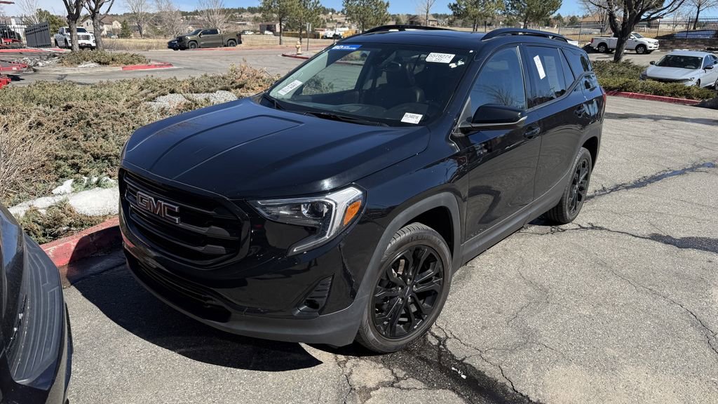 Used 2021 GMC Terrain SLT w/ Infotainment Package II image 1