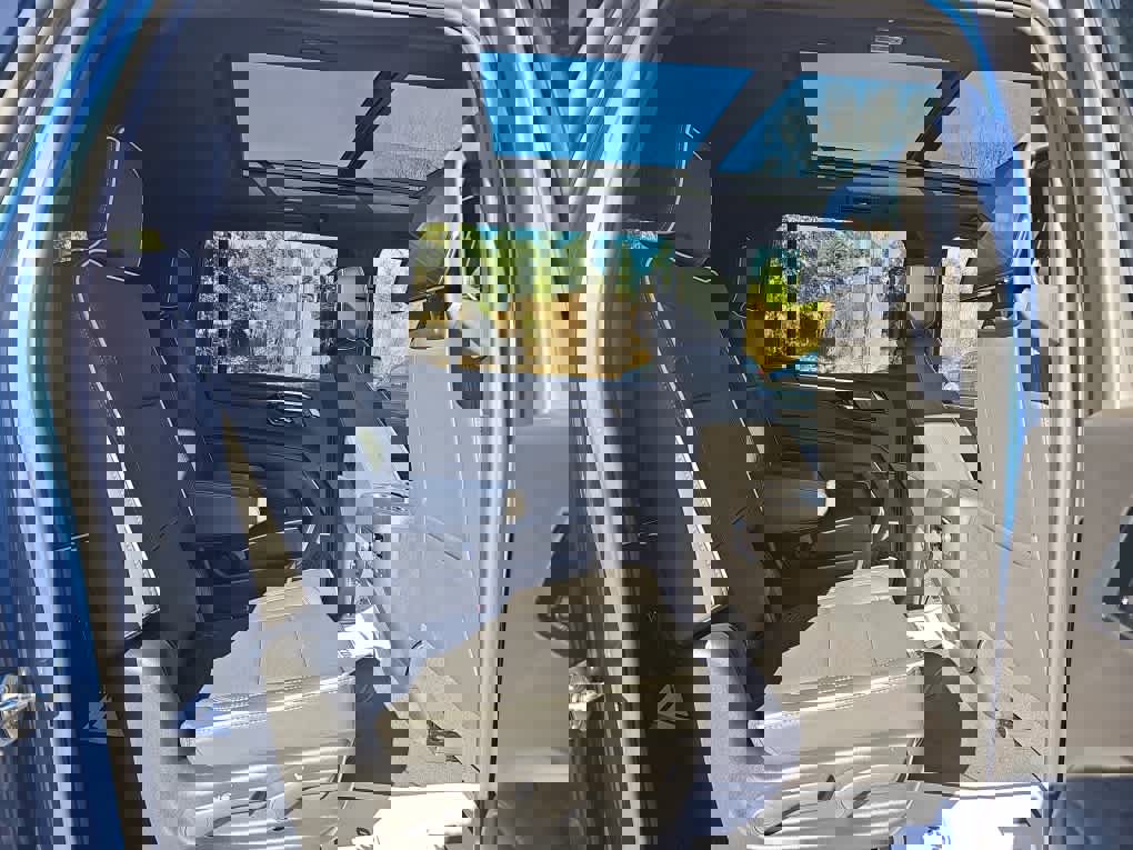 New 2026 Chevrolet Suburban Premier image 29