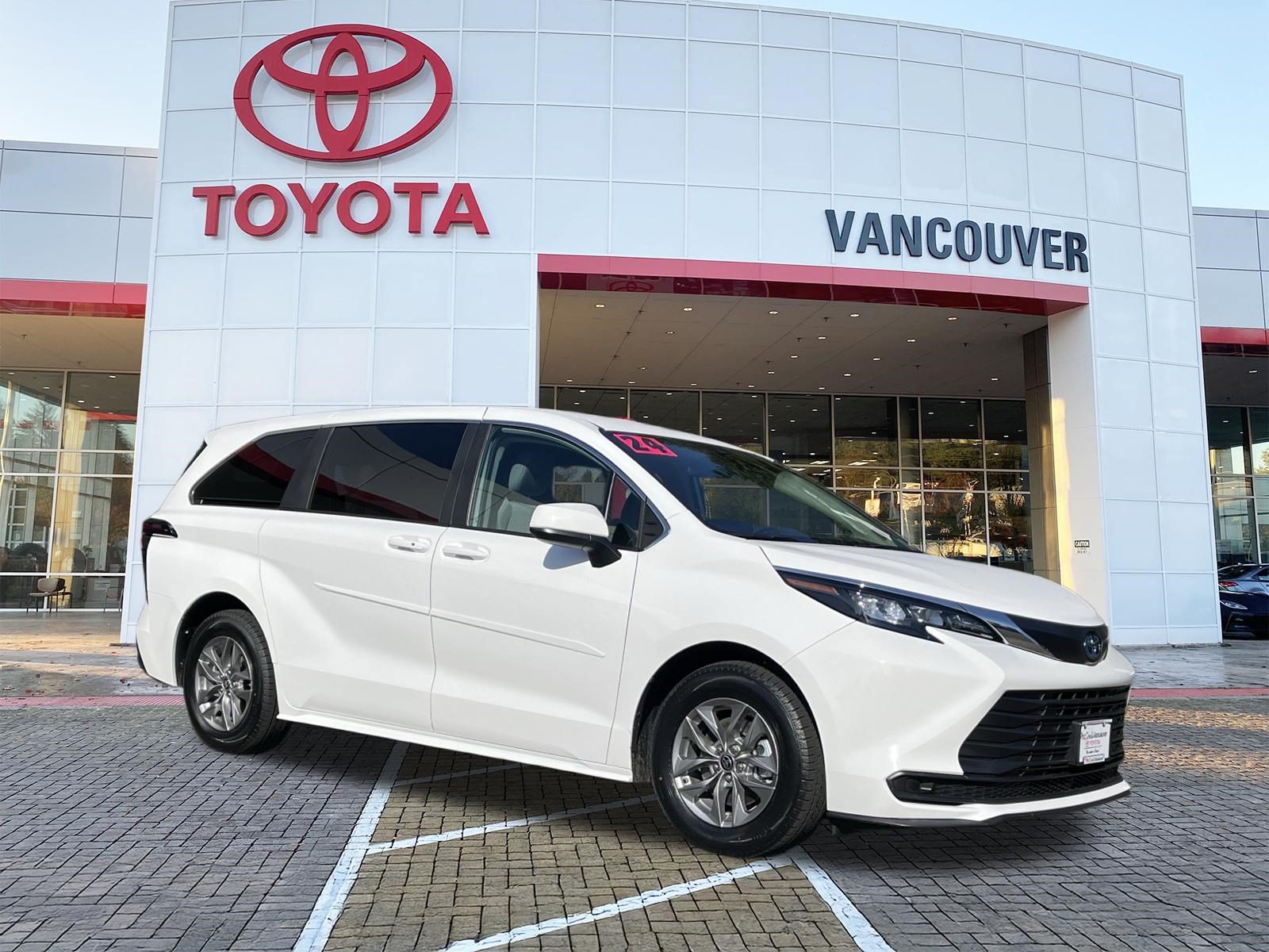 Certified 2024 Toyota Sienna LE AWD/4WD 360° Tour