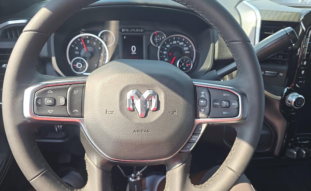 Used 2025 RAM 2500 Big Horn AWD/4WD image 8