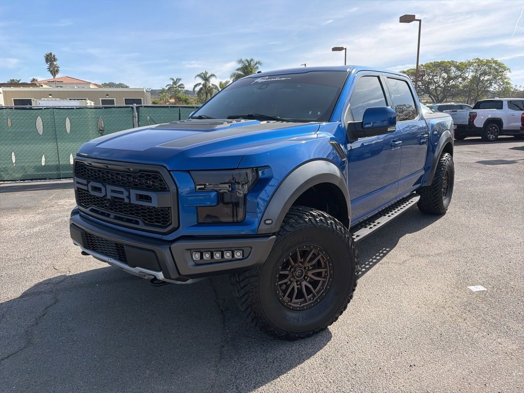 Used 2018 Ford F150 Raptor w/ Equipment Group 802A Luxury video 1