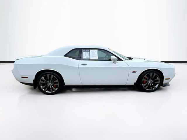 Used 2014 Dodge Challenger SRT8 RWD image 10