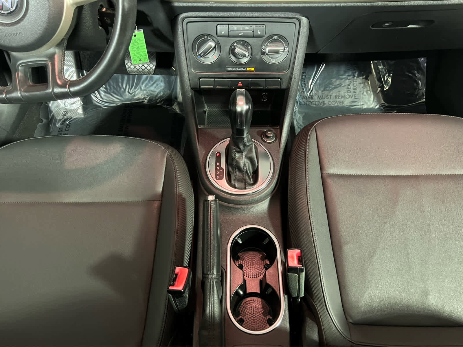 Used 2014 Volkswagen Beetle 2.5 image 11