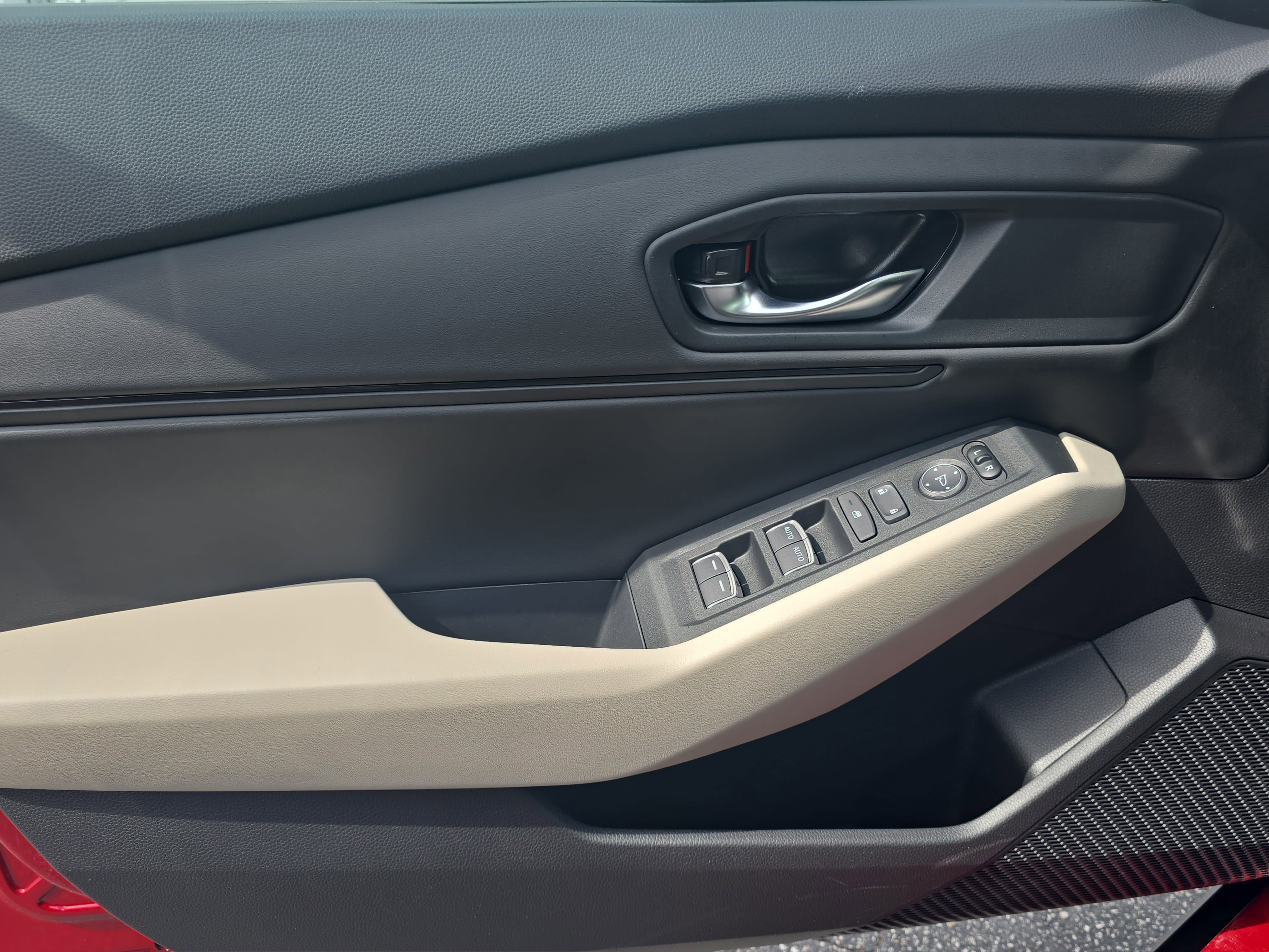 Used 2023 Honda Accord EX image 25