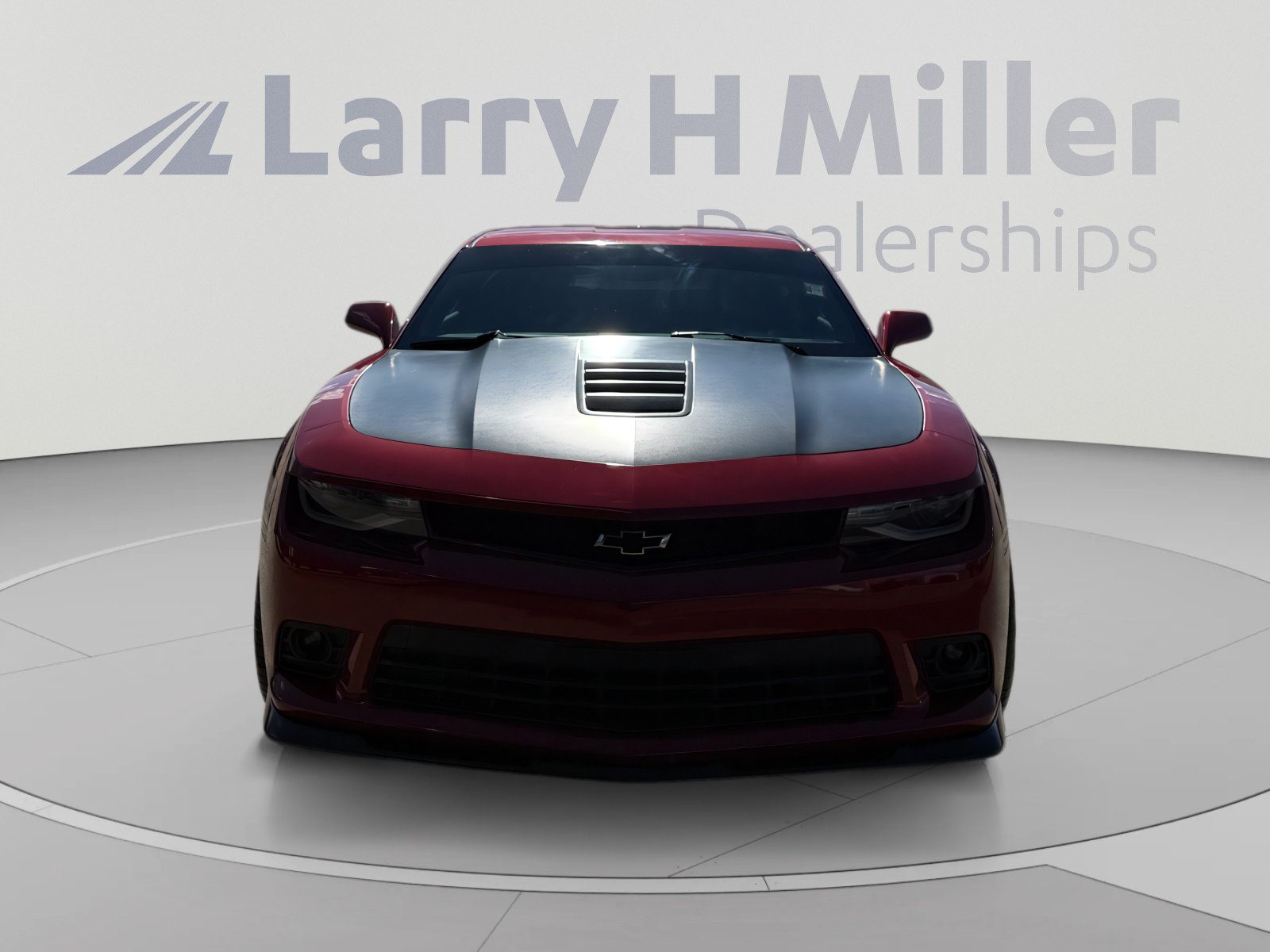 Used 2015 Chevrolet Camaro SS w/ SS Performance Package RWD image 8