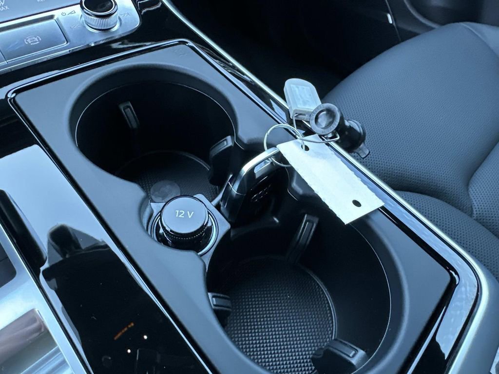 New 2026 Audi Q8 Premium Plus image 23