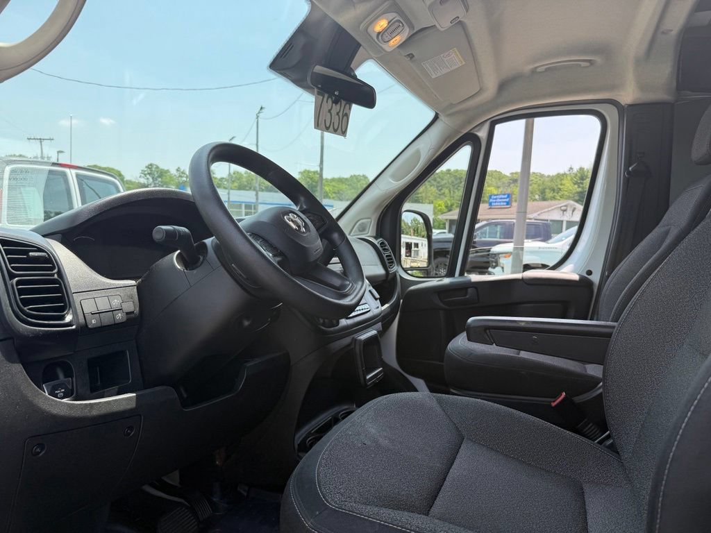 Used 2025 RAM ProMaster 2500 w/ U-Haul Equipment Group FWD image 21