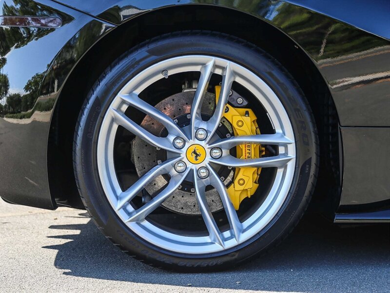 Used 2016 Ferrari 488 GTB RWD image 23