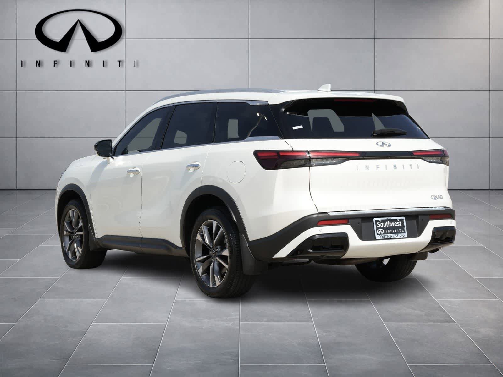 Certified 2023 INFINITI QX60 Luxe w/ Cargo Package FWD image 5