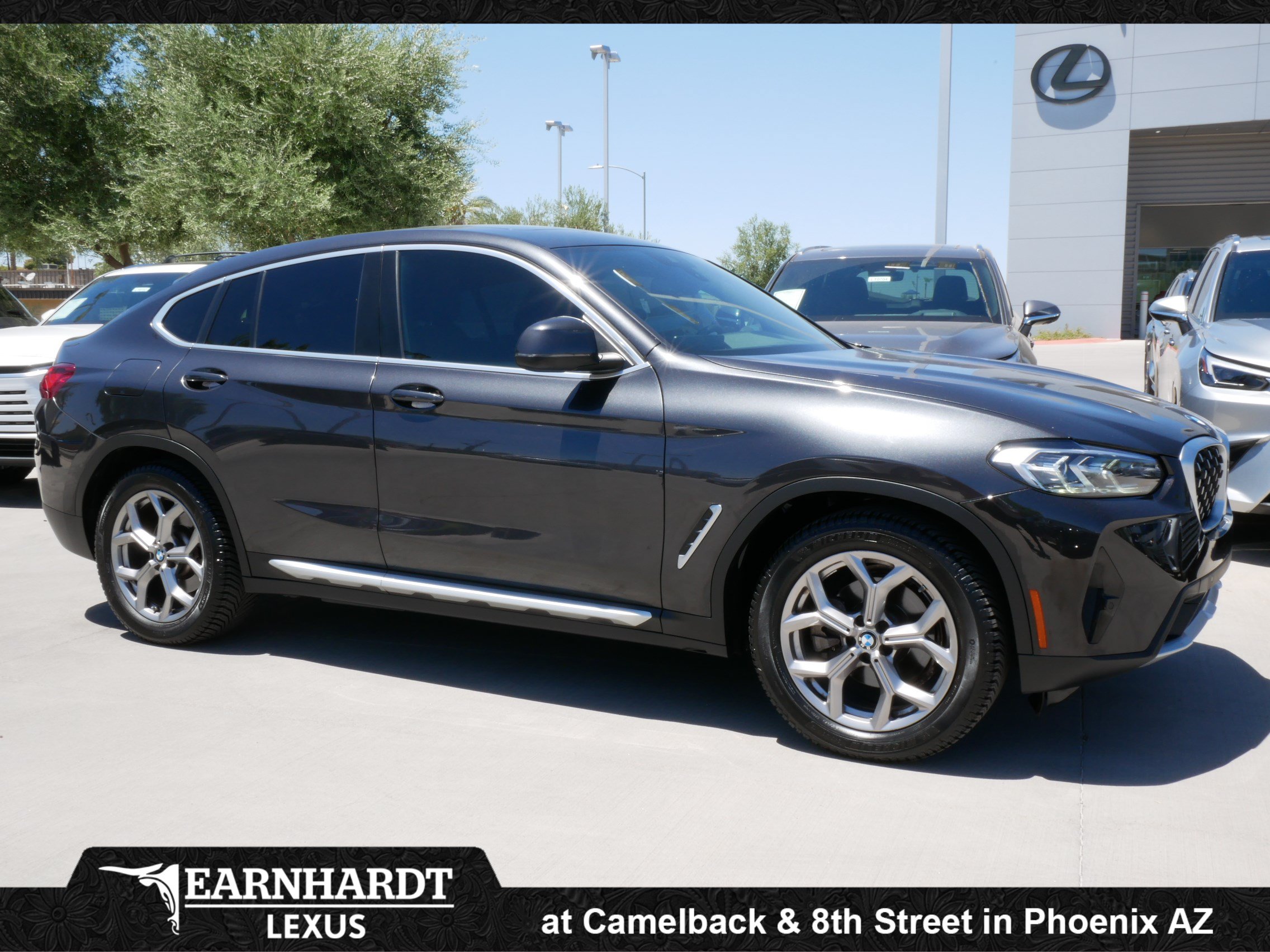 Used 2022 BMW X4 xDrive30i AWD/4WD image 13