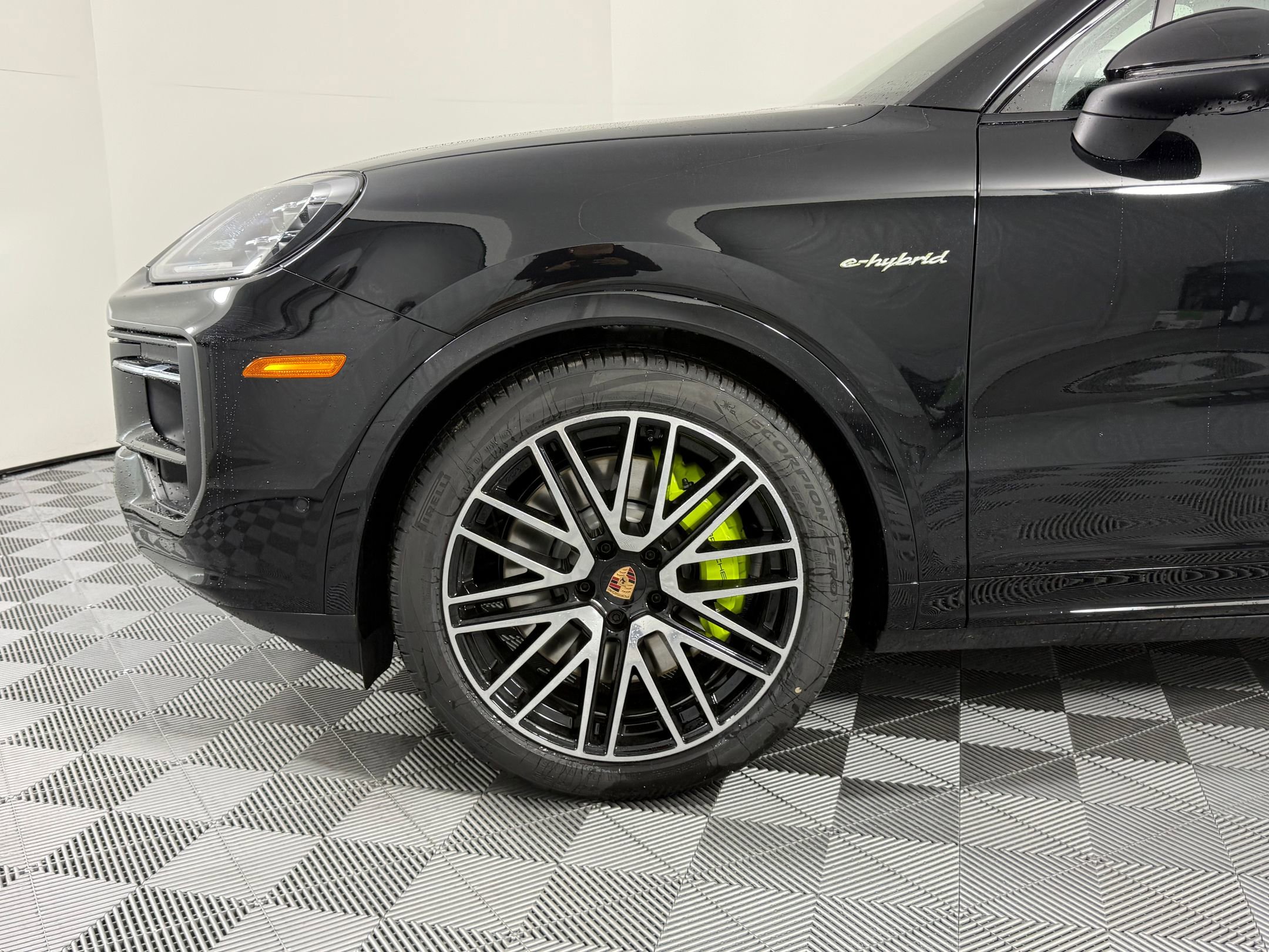 New 2026 Porsche Cayenne S image 12