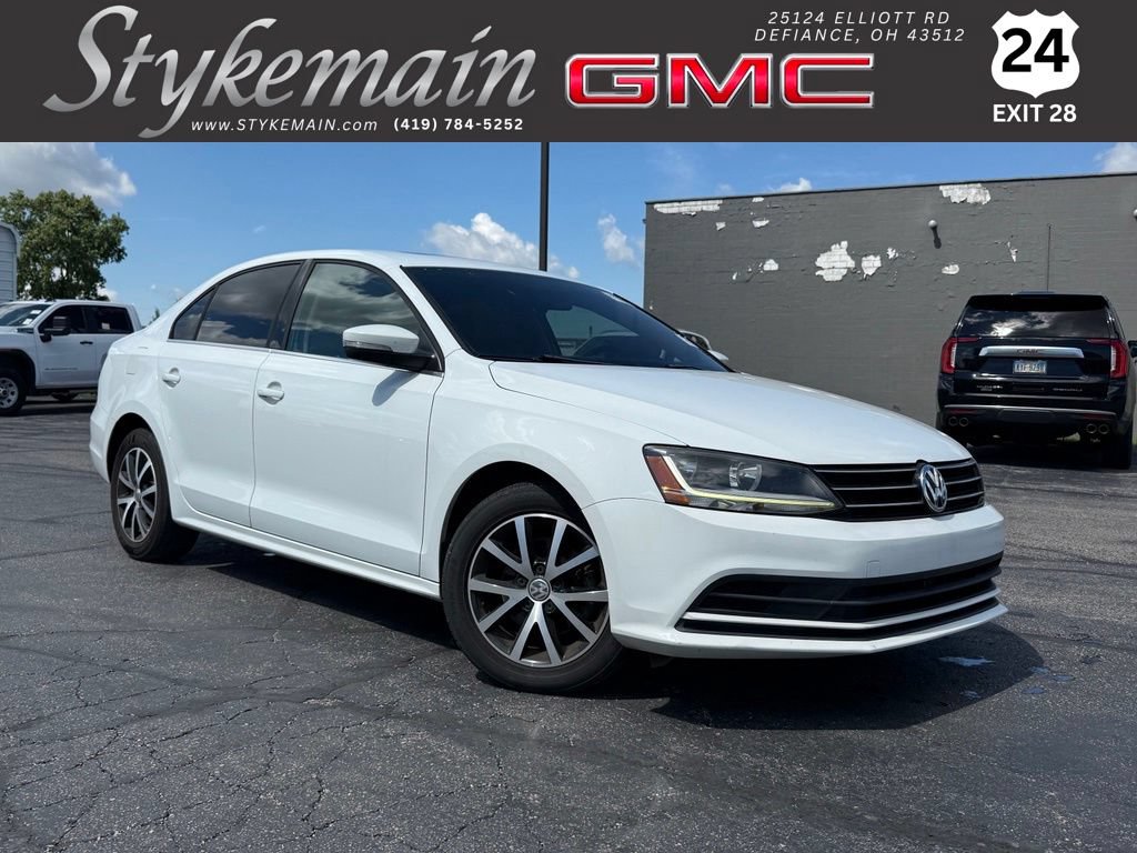 Used 2017 Volkswagen Jetta SE FWD image 1