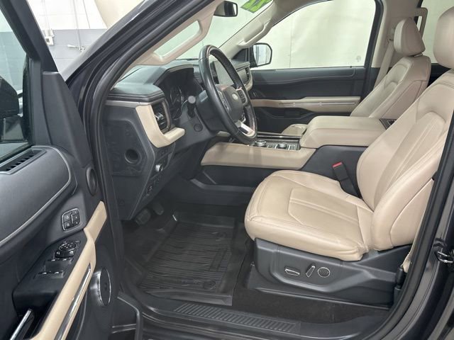 Used 2022 Ford Expedition Limited image 10