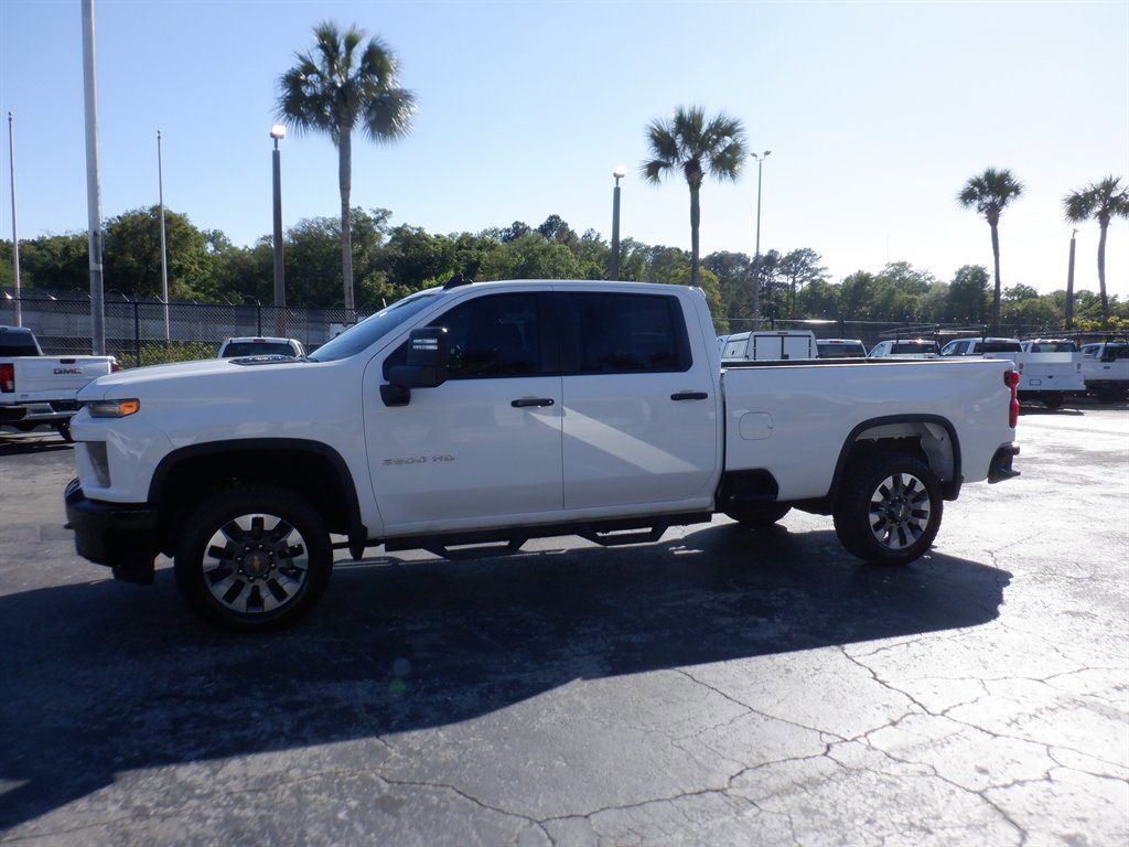 Used 2022 Chevrolet Silverado 2500 Custom w/ Custom Value Package AWD/4WD image 2