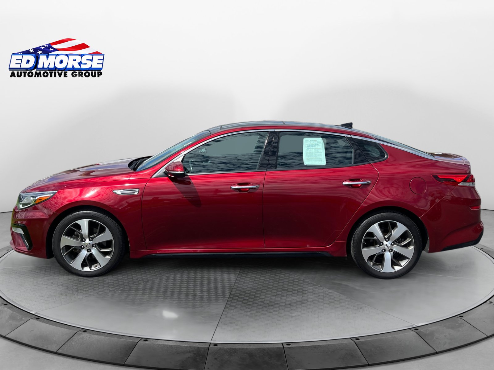 Used 2019 Kia Optima S w/ S Panoramic Sunroof Package FWD image 2