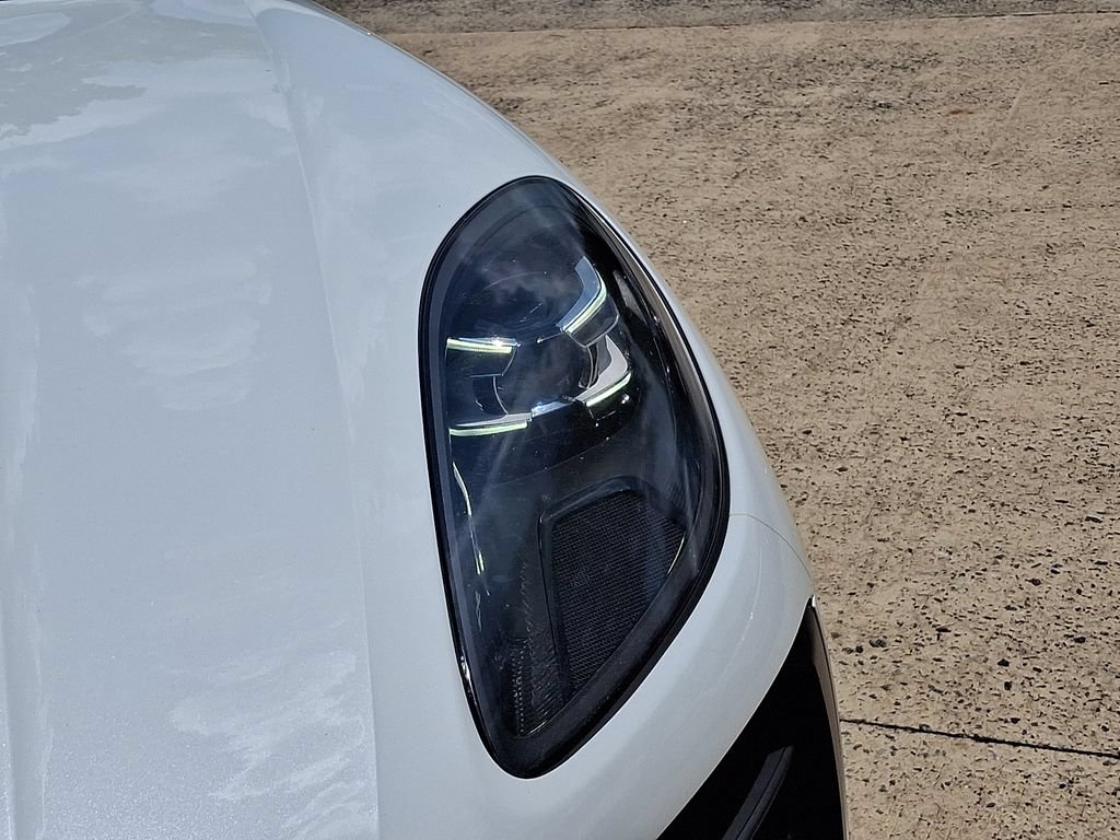Used 2019 Porsche Macan AWD/4WD image 9