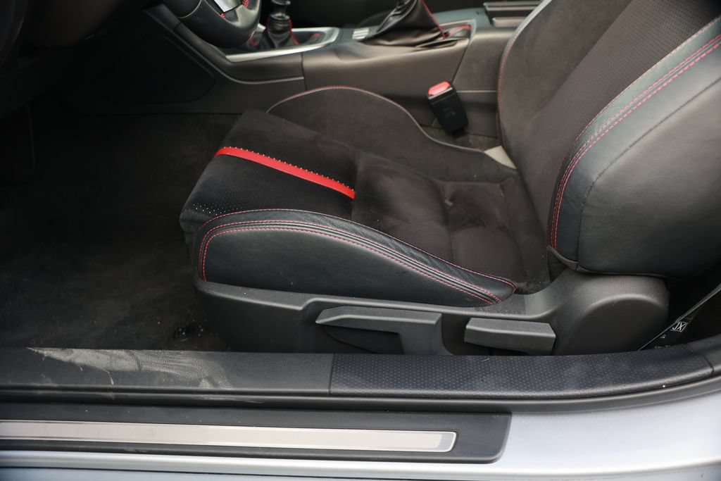 Used 2024 Subaru BRZ Limited RWD image 19