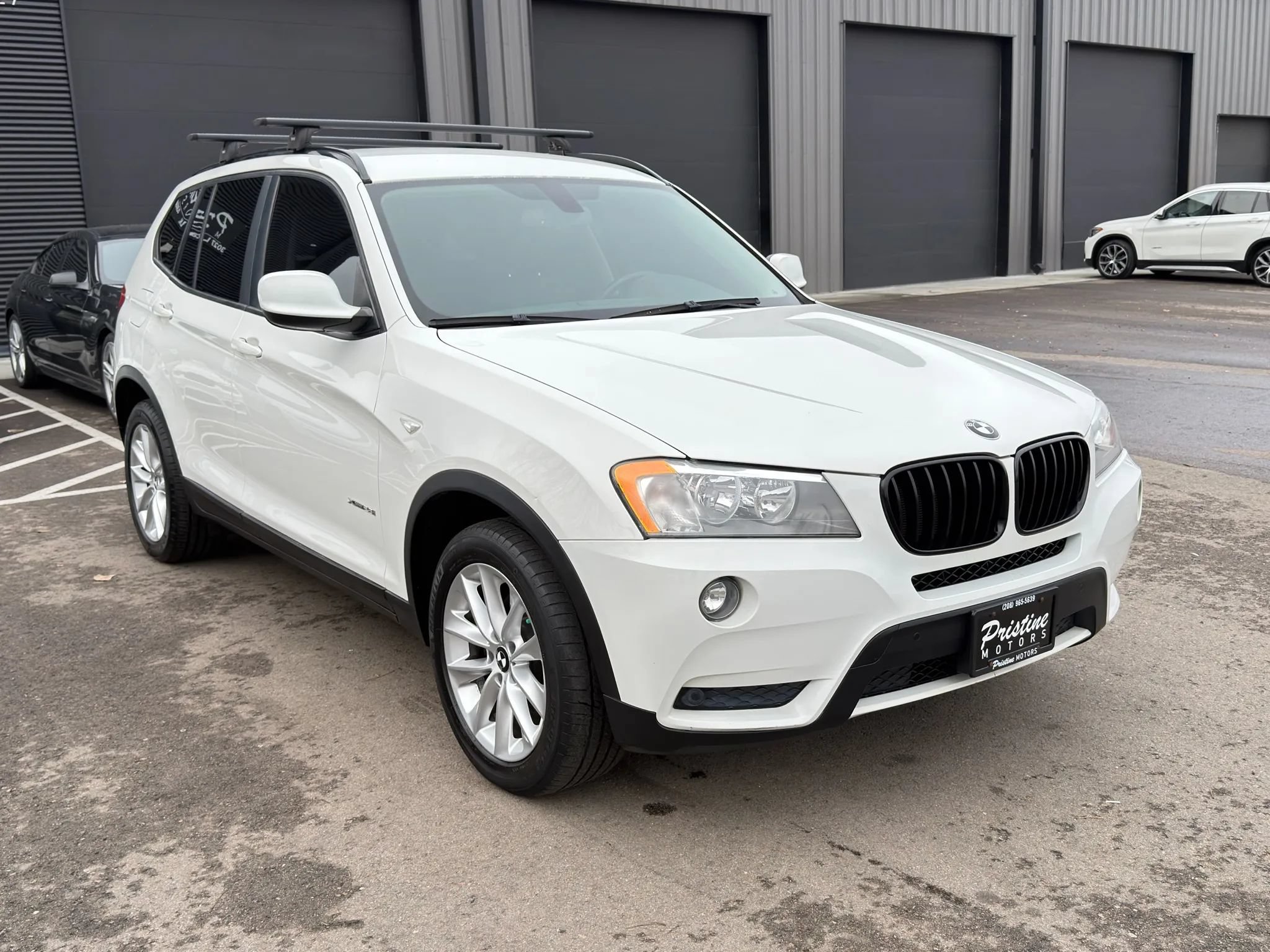 Used 2014 BMW X3 xDrive28i AWD/4WD image 2