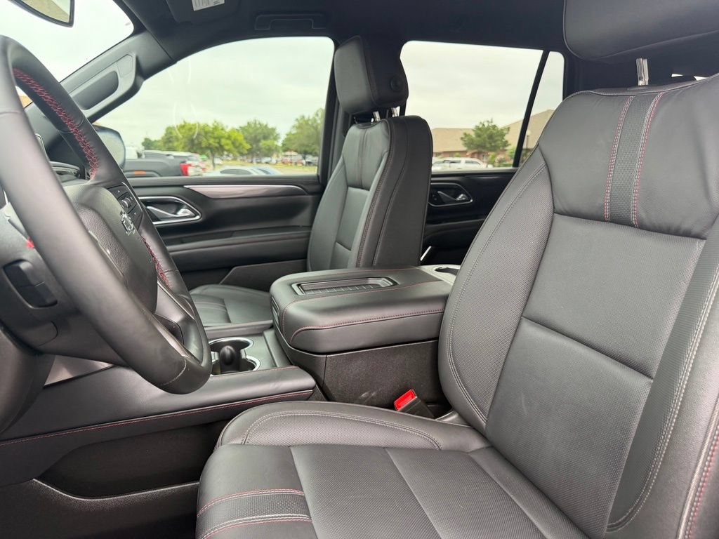 Used 2024 Chevrolet Tahoe RST w/ Luxury Package AWD/4WD image 36