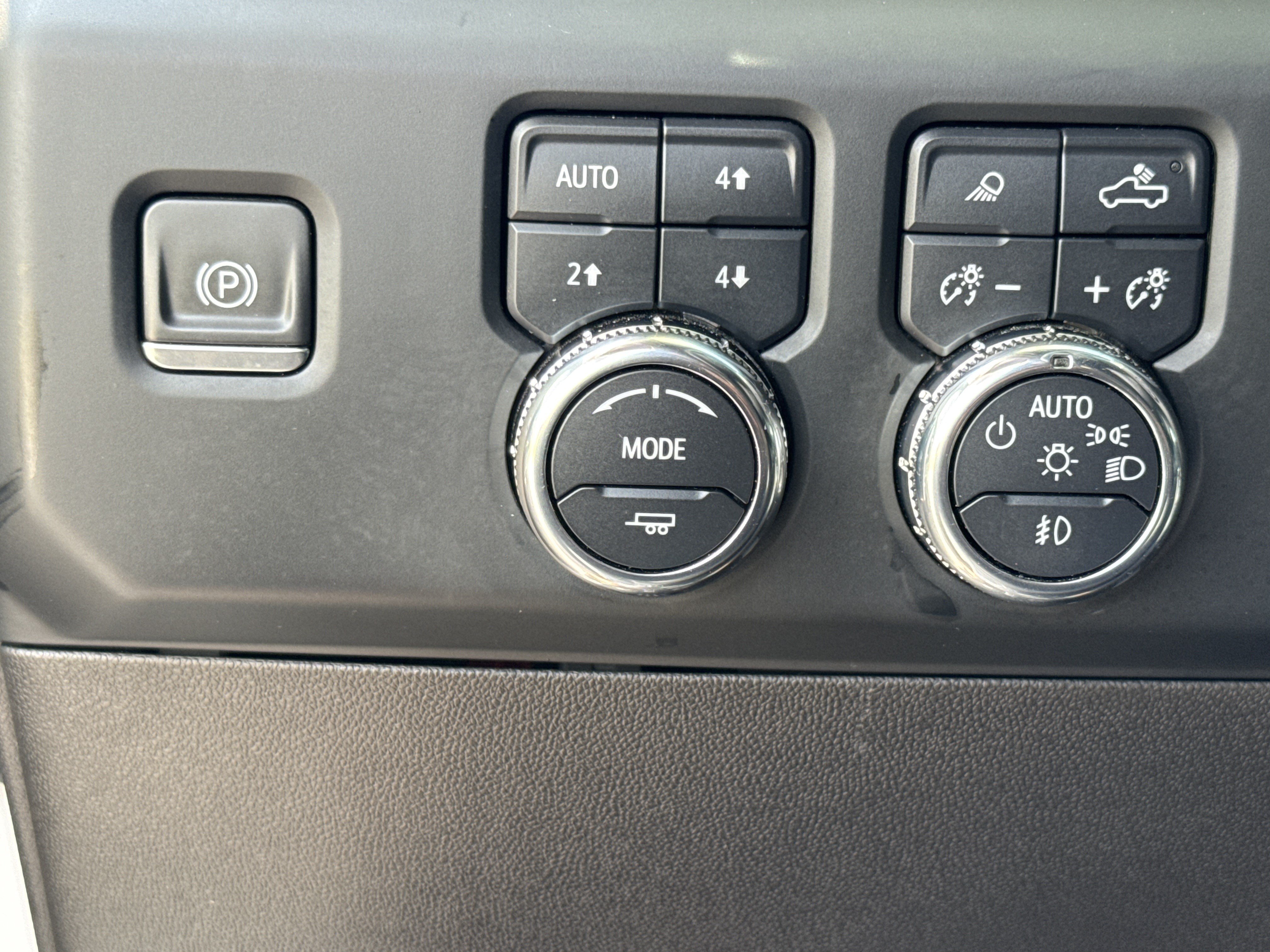 Used 2023 GMC Sierra 1500 AT4 w/ AT4 Premium Package AWD/4WD image 20