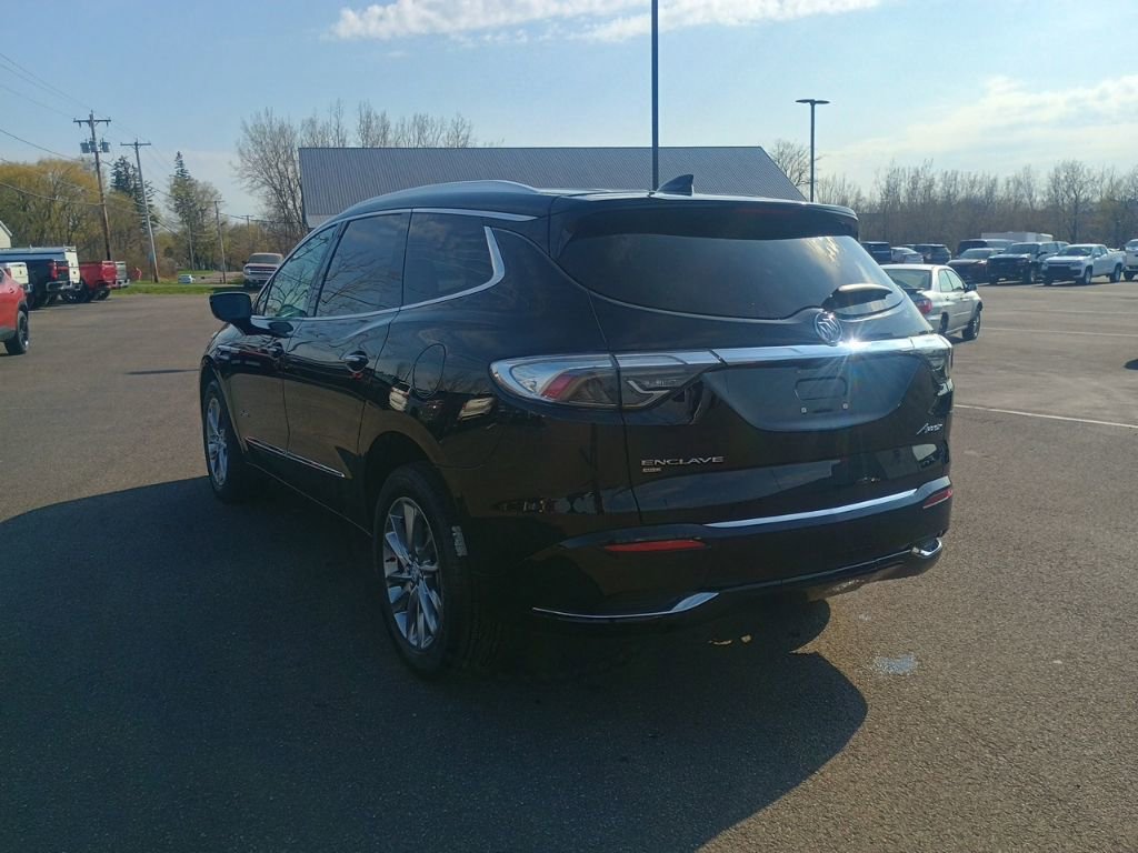 Used 2023 Buick Enclave Avenir w/ Avenir Technology Package AWD/4WD image 5