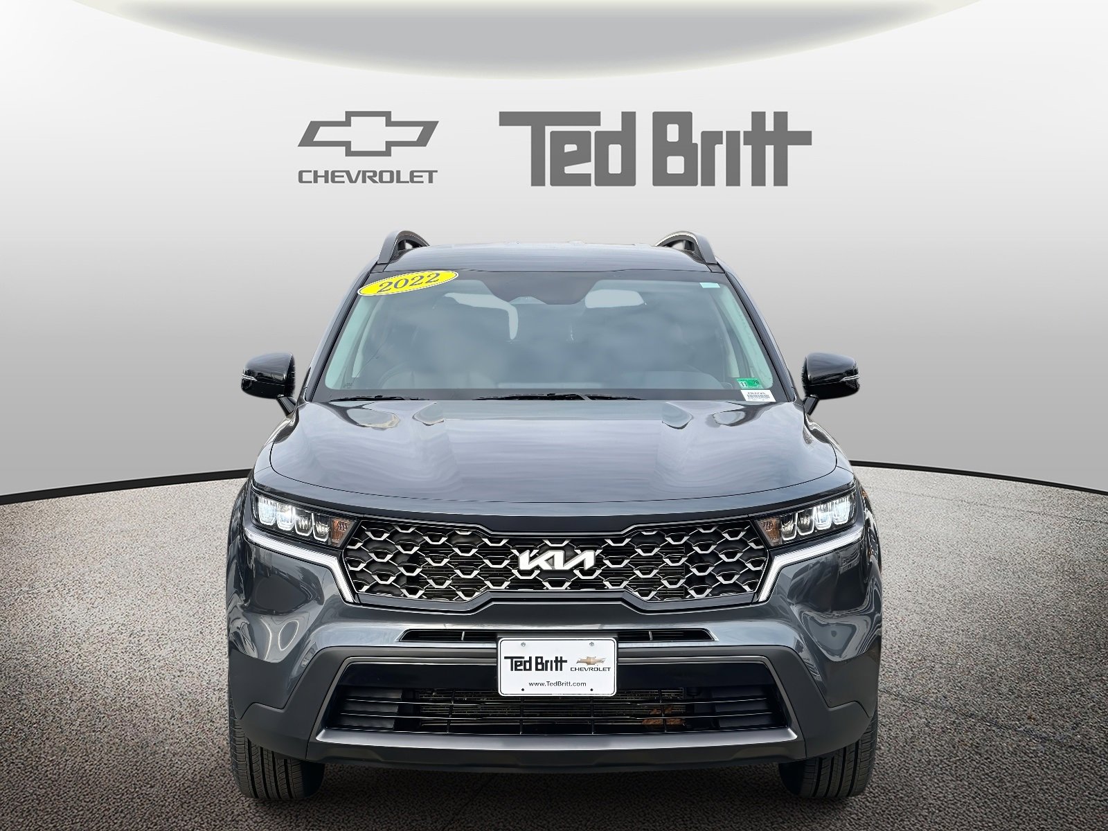 Used 2022 Kia Sorento S image 2