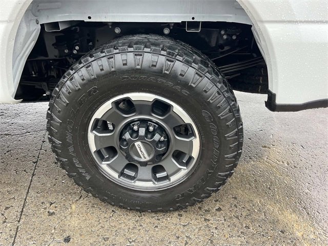 Used 2024 Ford F250 Lariat w/ Sport Appearance Package image 11