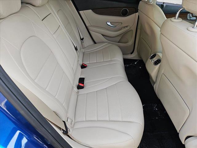 Used 2022 Mercedes-Benz GLC 300 image 25
