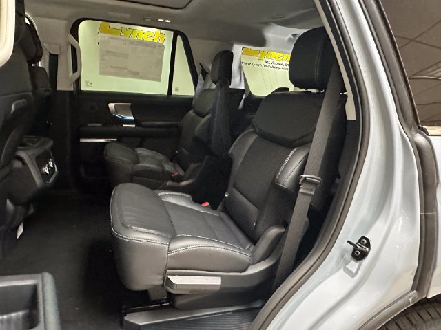 New 2027 Ford Expedition Platinum w/ Driver's Package AWD/4WD image 23