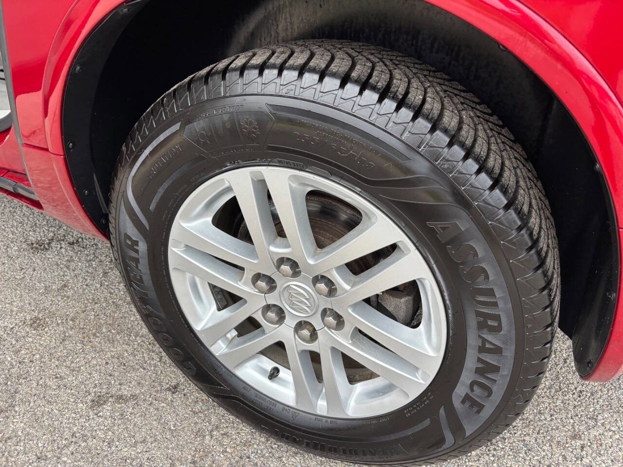 Used 2014 Buick Enclave Convenience image 4