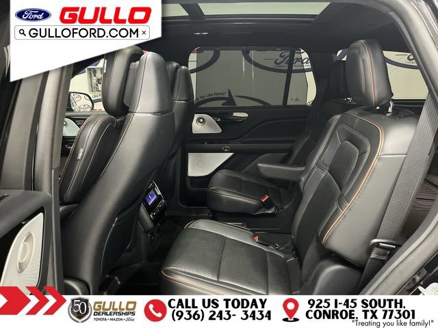 Used 2025 Lincoln Aviator Black Label AWD/4WD image 14
