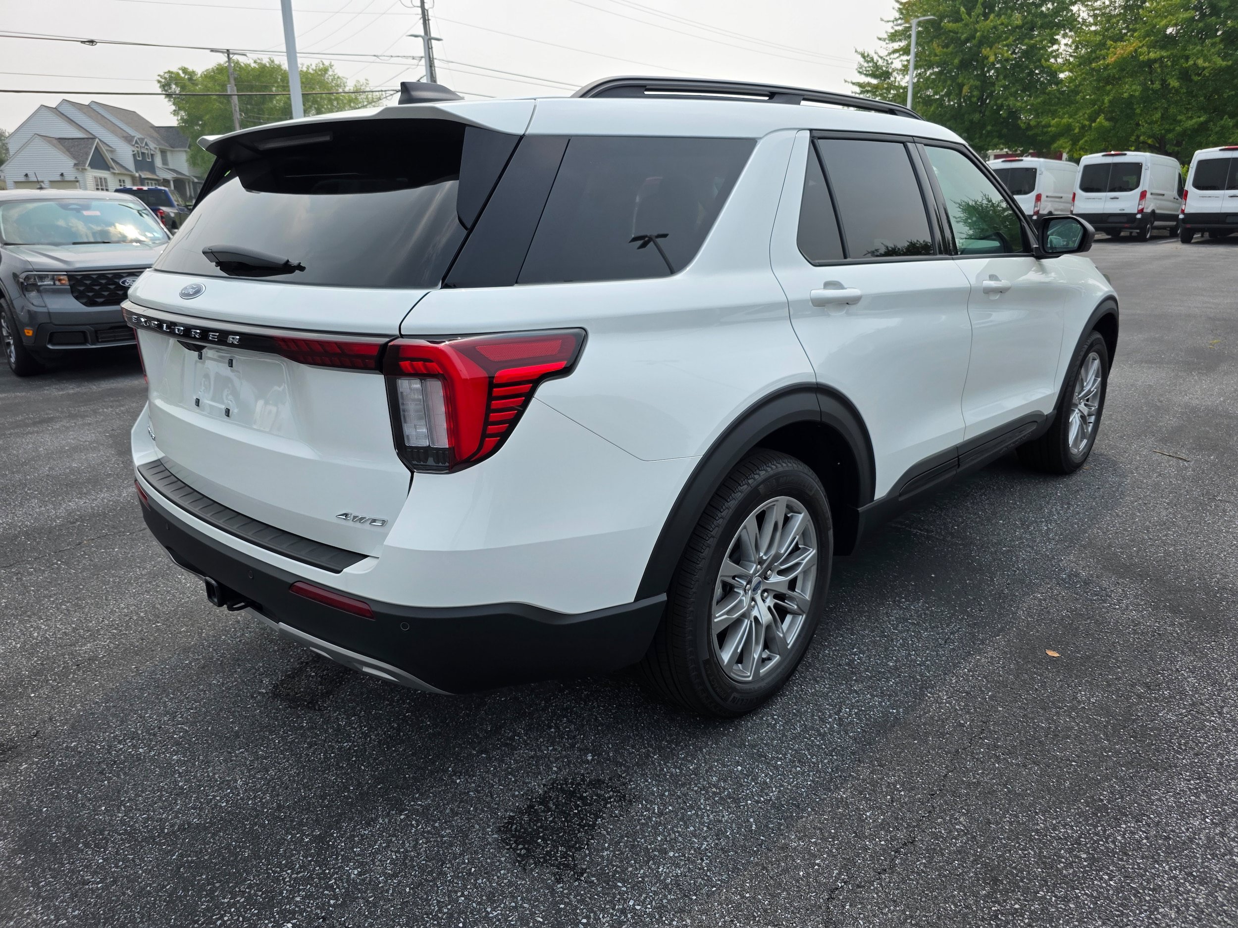 New 2026 Ford Explorer Active w/ Active Comfort Package AWD/4WD image 5