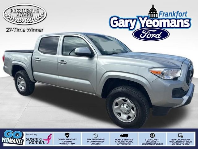 Used 2022 Toyota Tacoma SR image 1