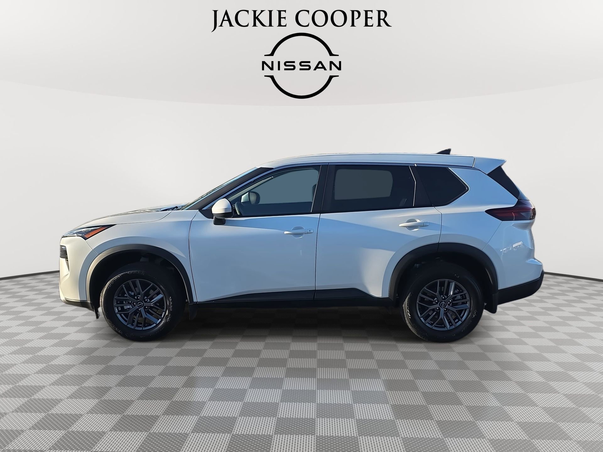 New 2026 Nissan Rogue SV FWD image 5