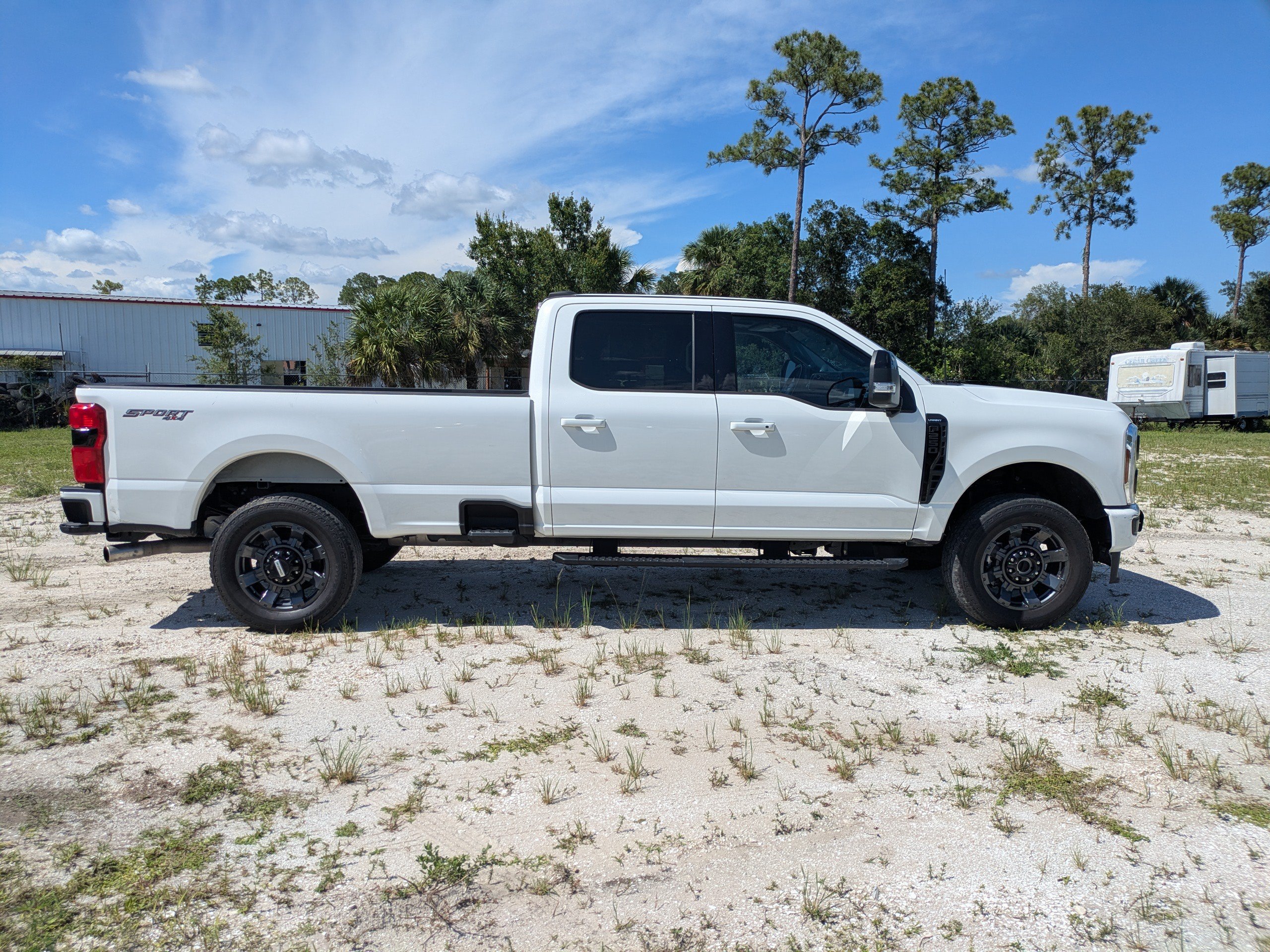 Certified 2024 Ford F250 Lariat w/ Lariat Ultimate Package AWD/4WD image 3