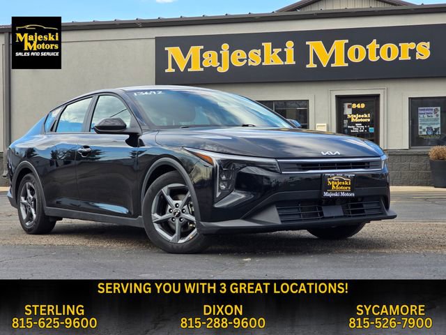 Used 2025 Kia K4 LXS image 23