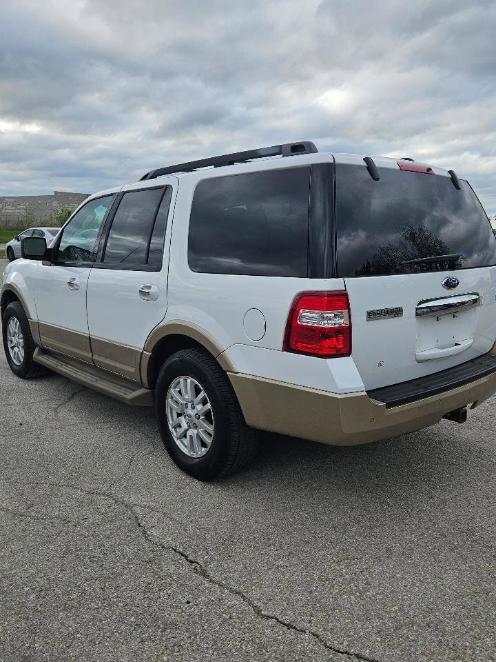 Used 2011 Ford Expedition XLT w/ 201A Rapid Spec Order Code RWD image 8