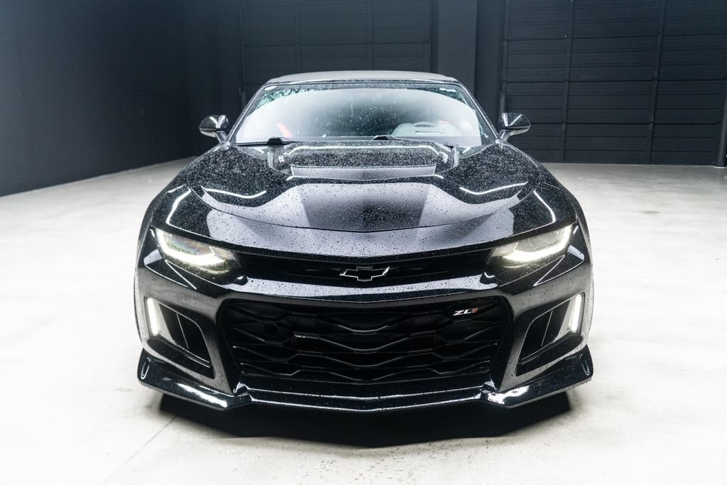 Used 2018 Chevrolet Camaro ZL1 RWD image 8