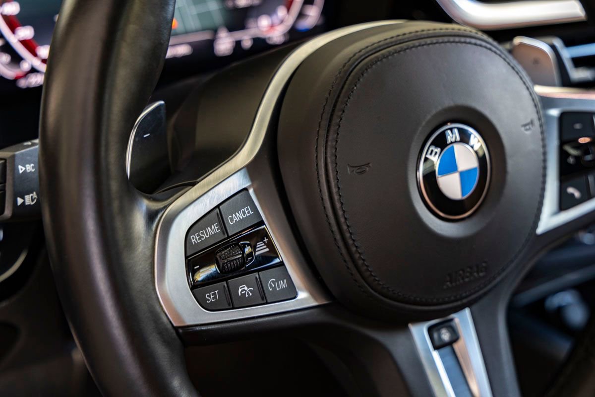 Certified 2023 BMW Z4 M40i w/ Premium Package image 17