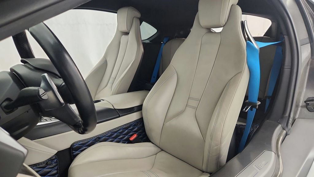 Used 2015 BMW i8 AWD/4WD image 34