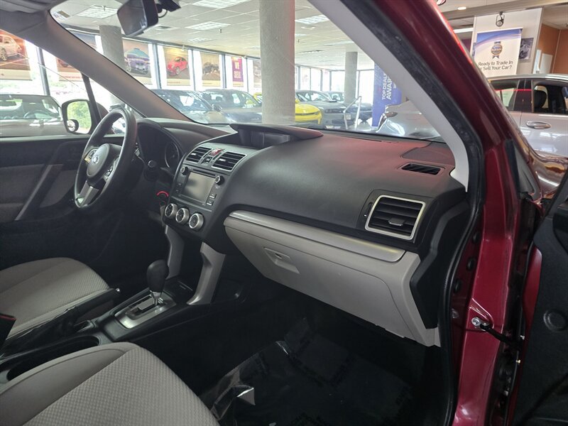 Used 2018 Subaru Forester 2.5i w/ Alloy Wheel Package AWD/4WD image 13