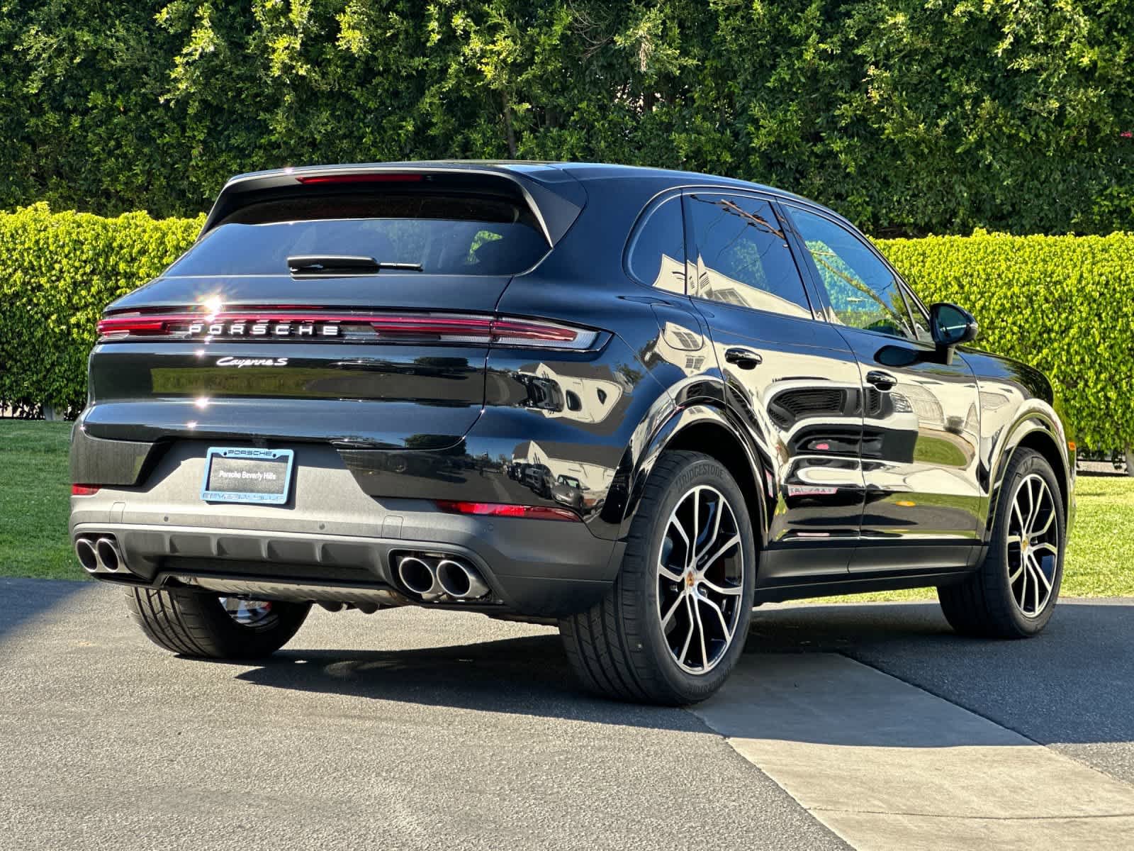 New 2026 Porsche Cayenne S AWD/4WD image 8